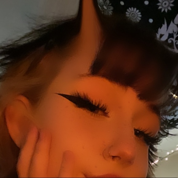 Meet your Posher, Luma - Picture 1 of 1